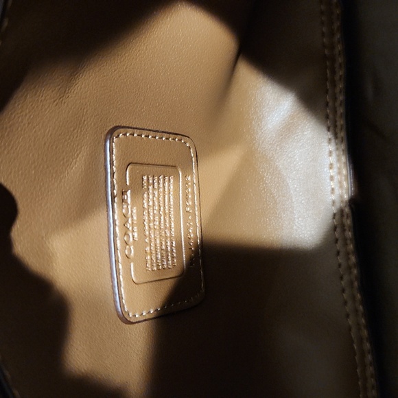 Small coach like suede bag - Picture 3 of 6